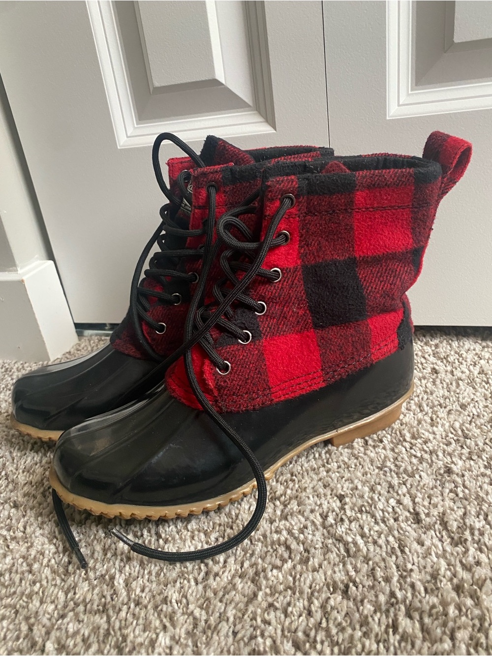 G.H. Bass & Co Buffalo Plaid Lace-Up Boots in Red and Black